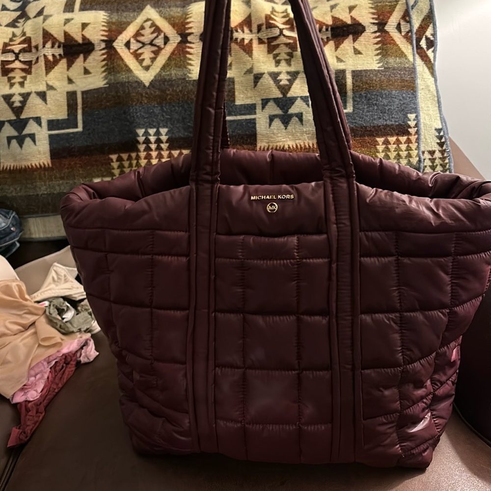 Michael Kors Stirling Nylon Tote - Burgundy